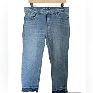 Raw hem midrise boyfriend jeans